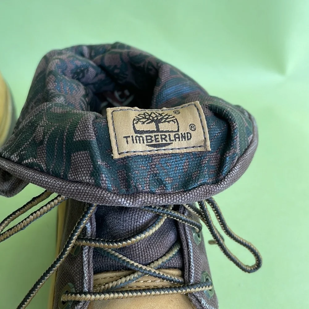 Orange/brown Timberland canvas/leather combat boots